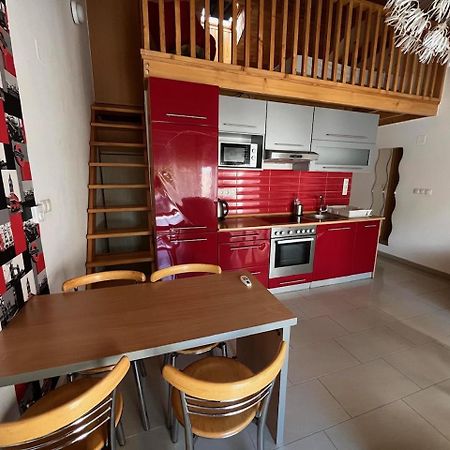 City Apartman Haz Balatonlelle Extérieur photo