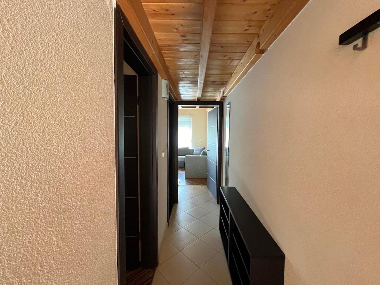 City Apartman Haz Balatonlelle Extérieur photo
