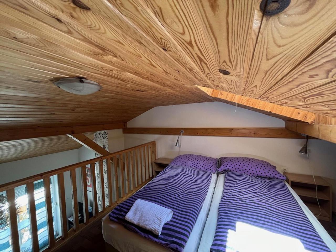 City Apartman Haz Balatonlelle Extérieur photo