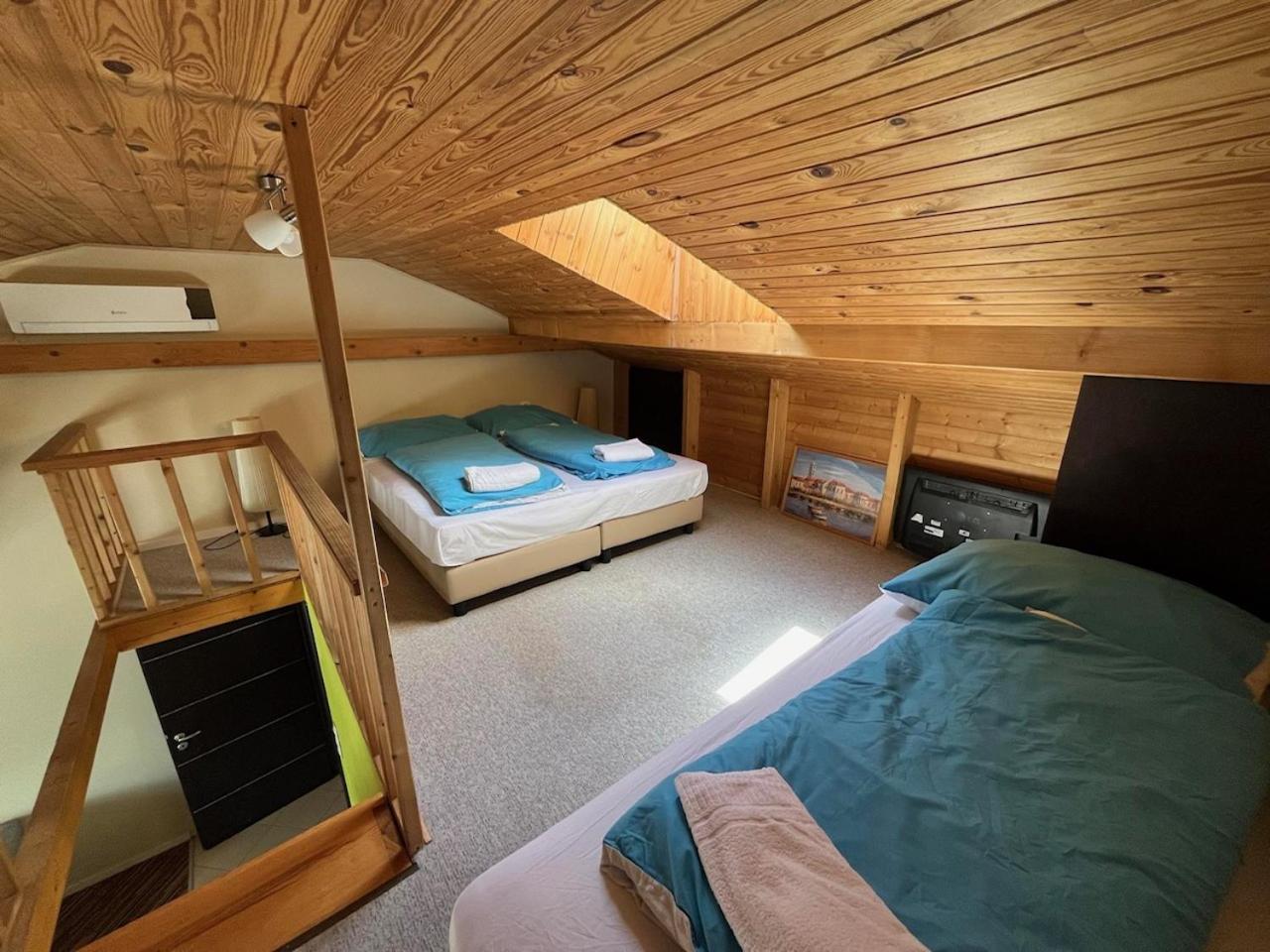 City Apartman Haz Balatonlelle Extérieur photo