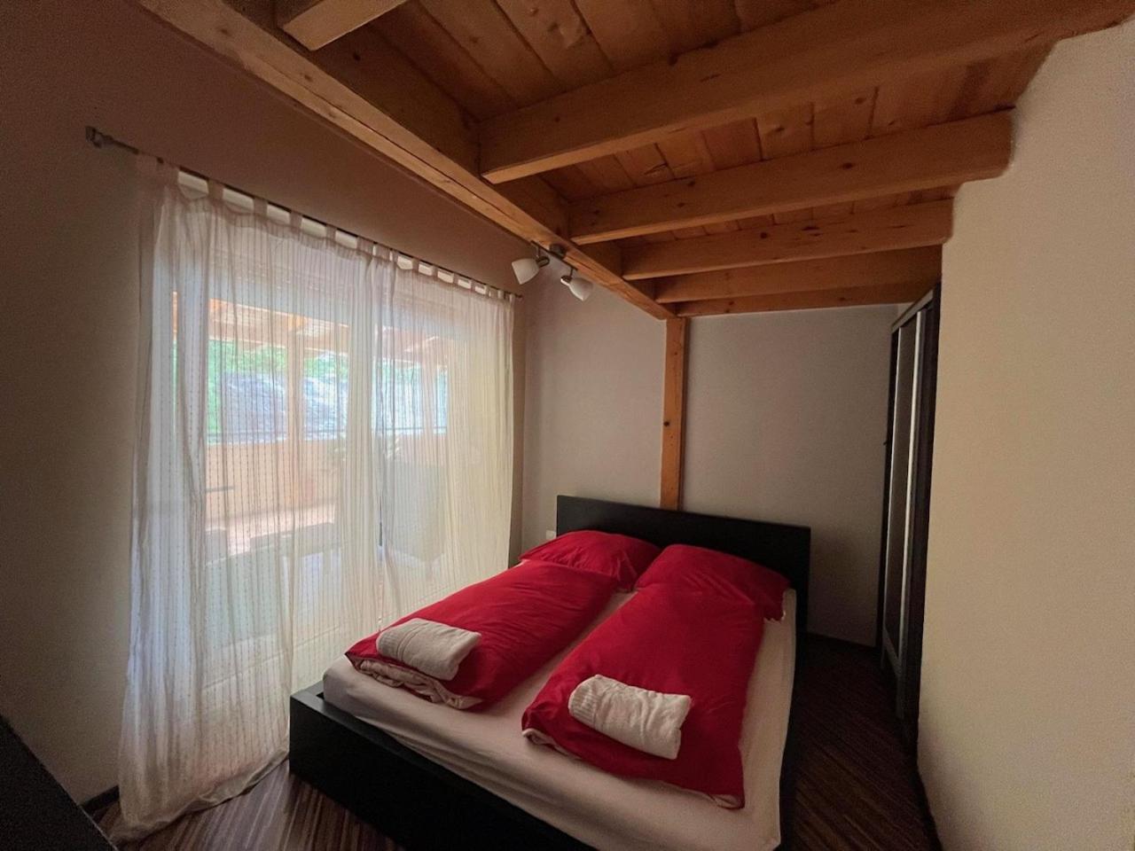 City Apartman Haz Balatonlelle Extérieur photo