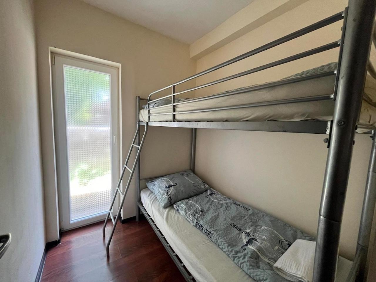 City Apartman Haz Balatonlelle Extérieur photo